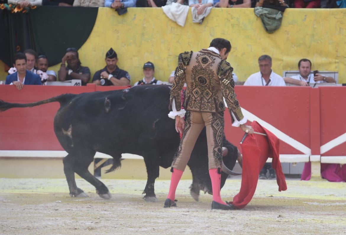Arles (Francia), 7 de septiembre. Toros de distintas ganaderías para Enrique Ponce y Juan Bautista