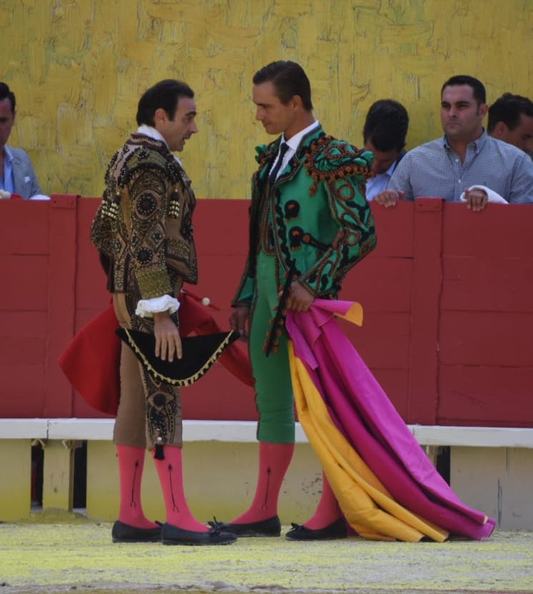 Arles (Francia), 7 de septiembre. Toros de distintas ganaderías para Enrique Ponce y Juan Bautista