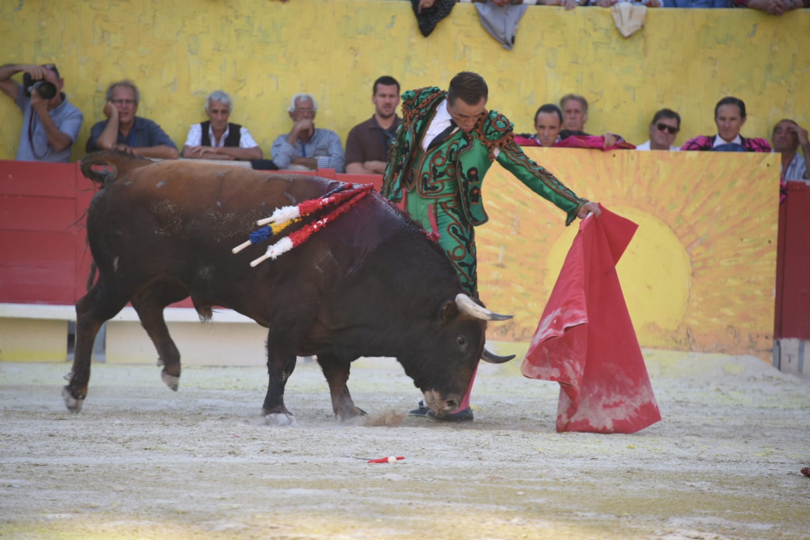 Arles (Francia), 7 de septiembre. Toros de distintas ganaderías para Enrique Ponce y Juan Bautista