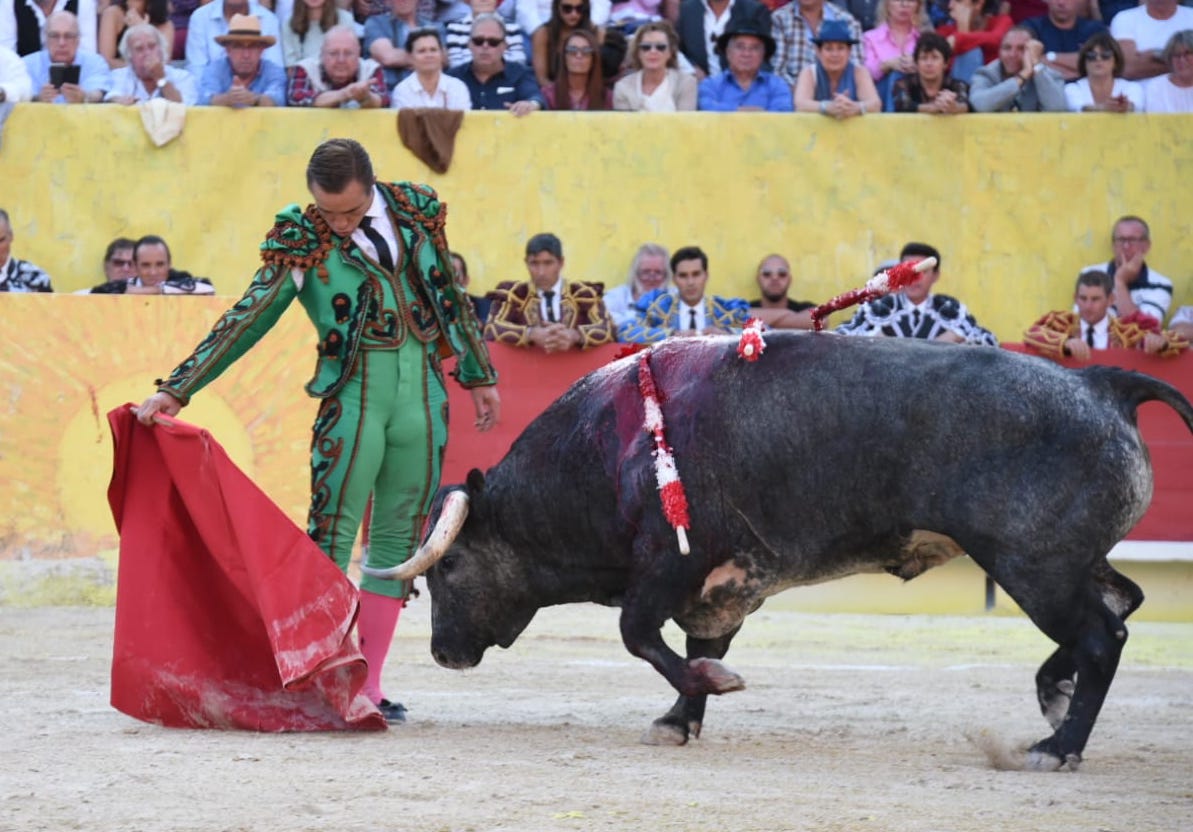 Arles (Francia), 7 de septiembre. Toros de distintas ganaderías para Enrique Ponce y Juan Bautista