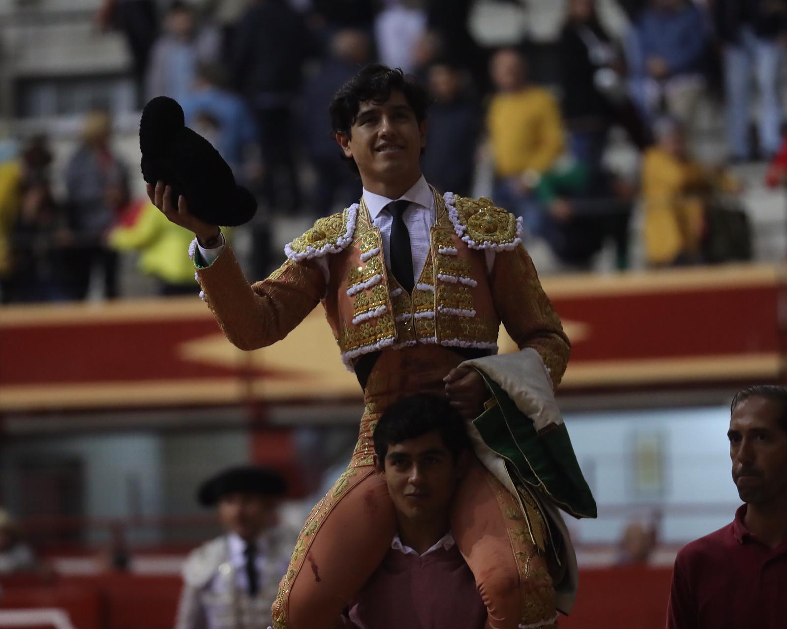 Morenito, Emilio de Justo y Luis david Adame