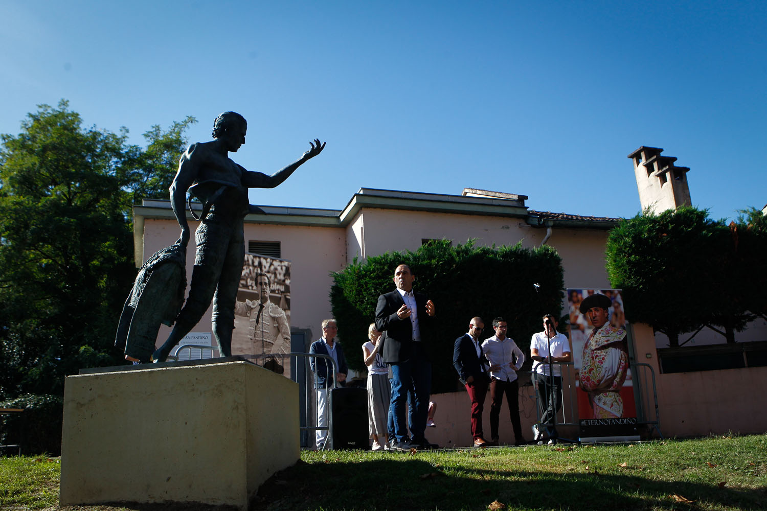 Homenaje a Fandiño en Aire sur l'Adour