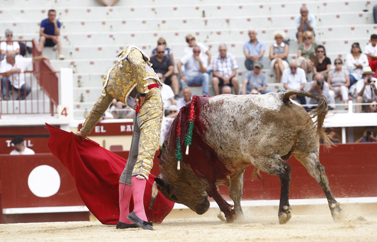 Bayona, domingo 1 de septiembre de 2019. Novillada matinal
