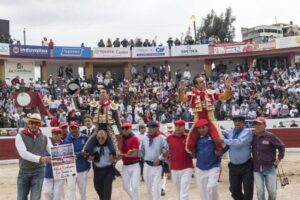 Latacunga (Ecuador) - Sábado 1 de diciembre de 2018 - Manzanares y El Fandi a hombros en el mano a mano