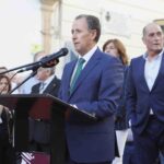 Escultura Emilio Oliva