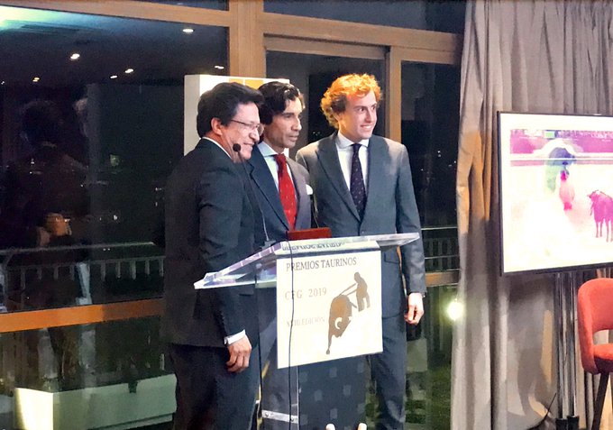 Curro Díaz, Francisco Rosell y el Centro Riojano, premiados por el Club Financiero Génova