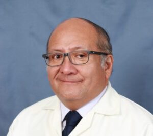 Moisés Tacuri García, médico cirujano de Lima