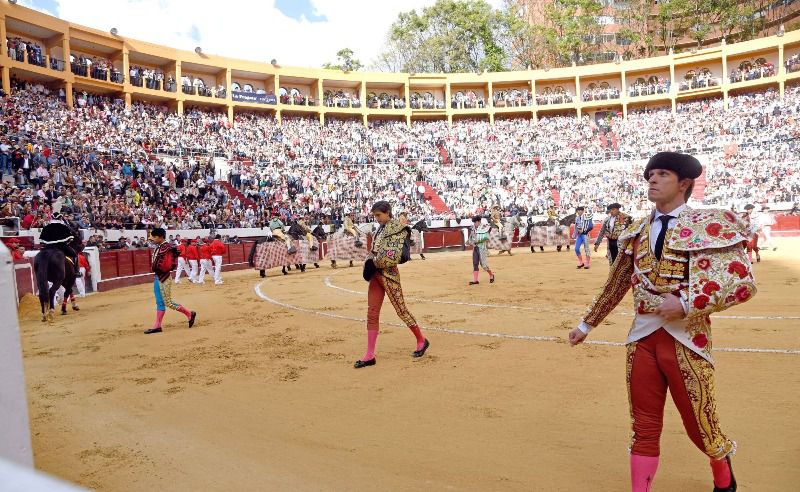 Roca Rey, doblete en Bogotá