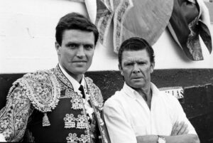 Antonio Ruiz "Espartaco", a la derecha, junto a su hijo Juan Antonio.