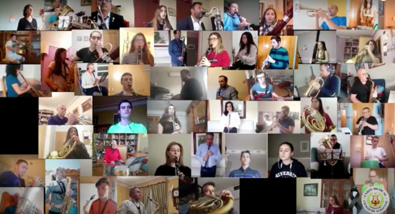 La banda de música de Albacete toca por las víctimas del coronavirus