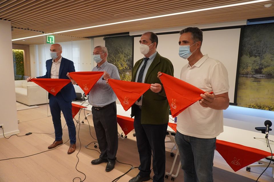 Pañuelico solidario