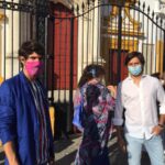 Sebastián Castella y Roca Rey, en el paseo de Sevilla.