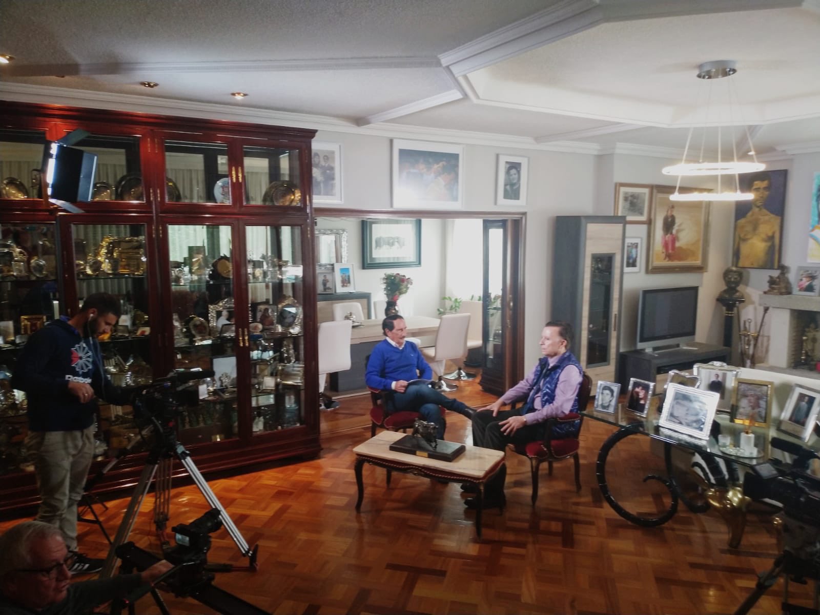 Mano a mano con Manolo Molés