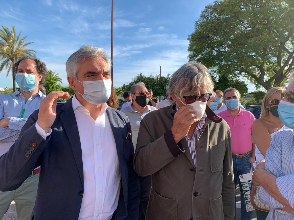 Simón Casas y José Cutiño, en la marcha de Sevilla.