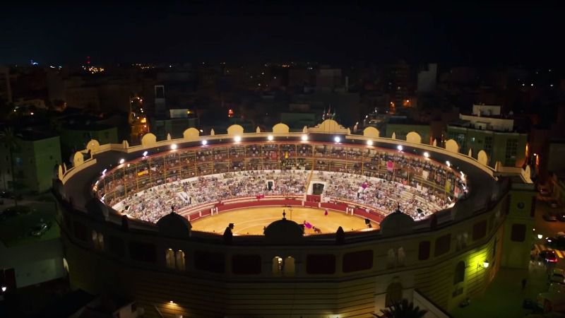 La plaza de toros de Almería, escenario de la película Dominó