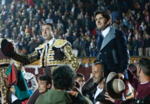 Enrique Ponce y Diego Ventura, en la pasada Feria de Olivenza.