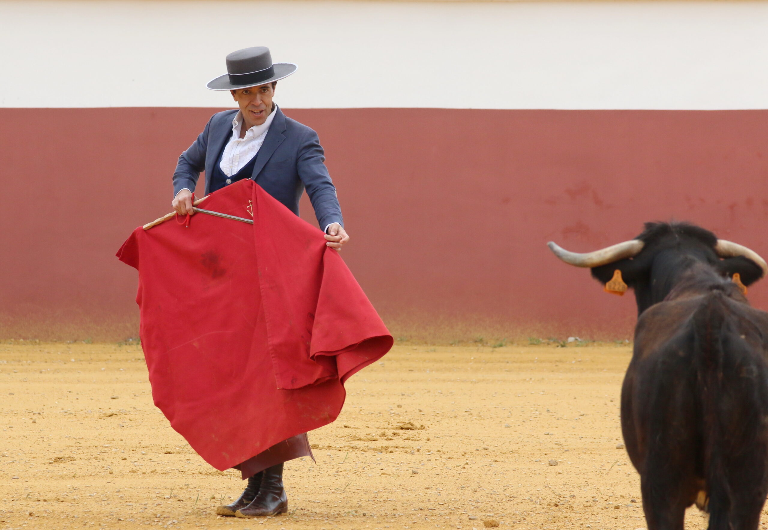 Víctor Puerto, ¿seis toros como único espada en homenaje a Calatraveño?