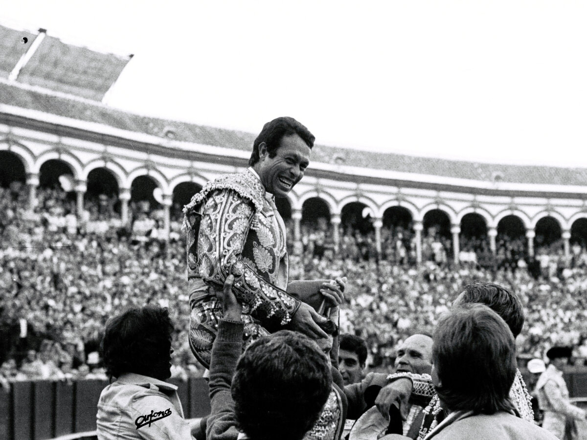 Nace un mito, nace el Faraón de Camas