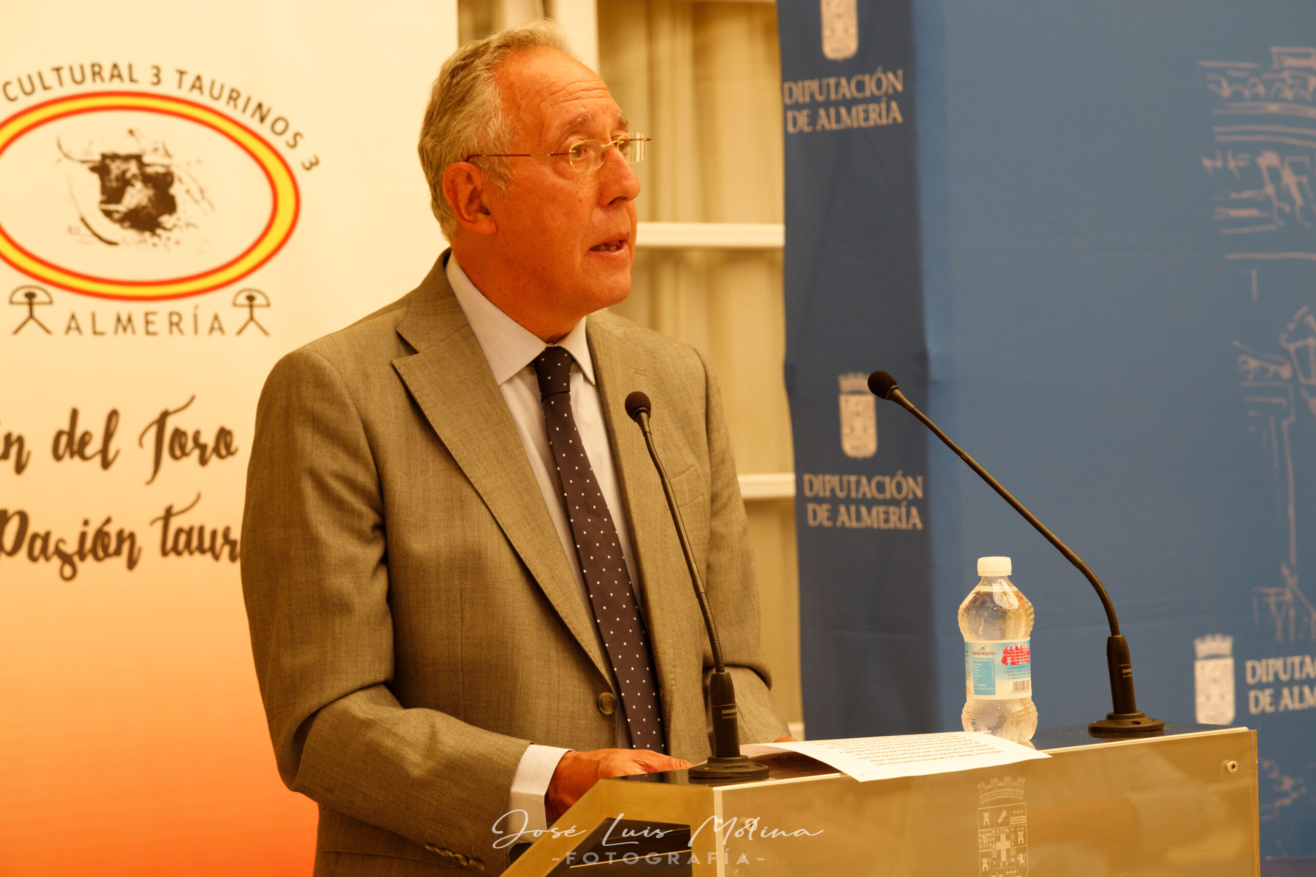 Federico Arnás, pregonero en Almería