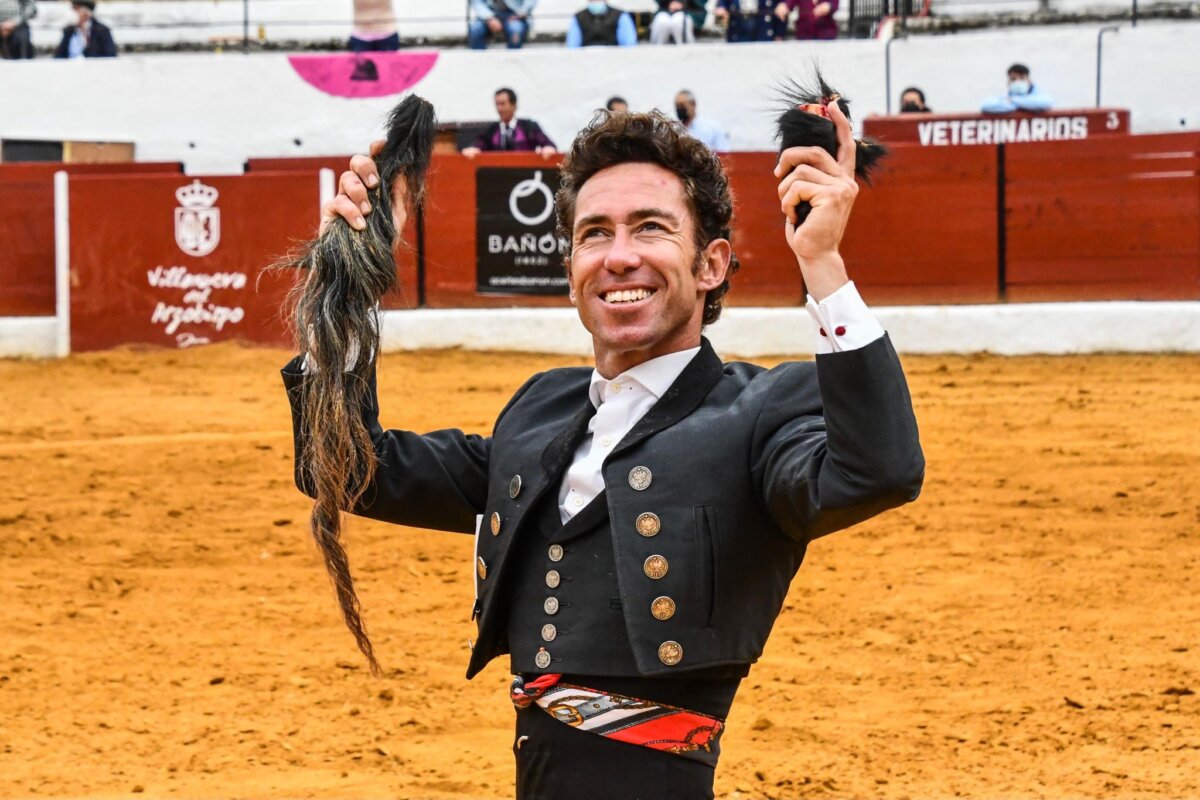 Andy, Leonardo y Lea, completo espectáculo en Villanueva del Arzobispo