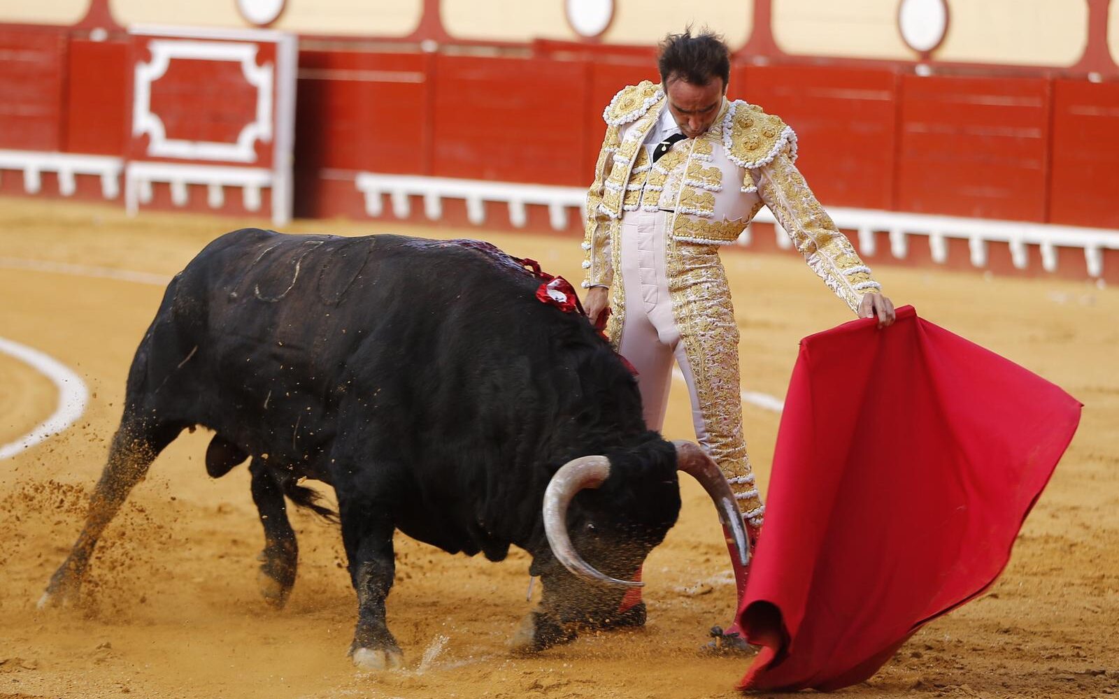 El magisterio de Ponce, las cosas de Morante y el temple de Aguado en El Puerto