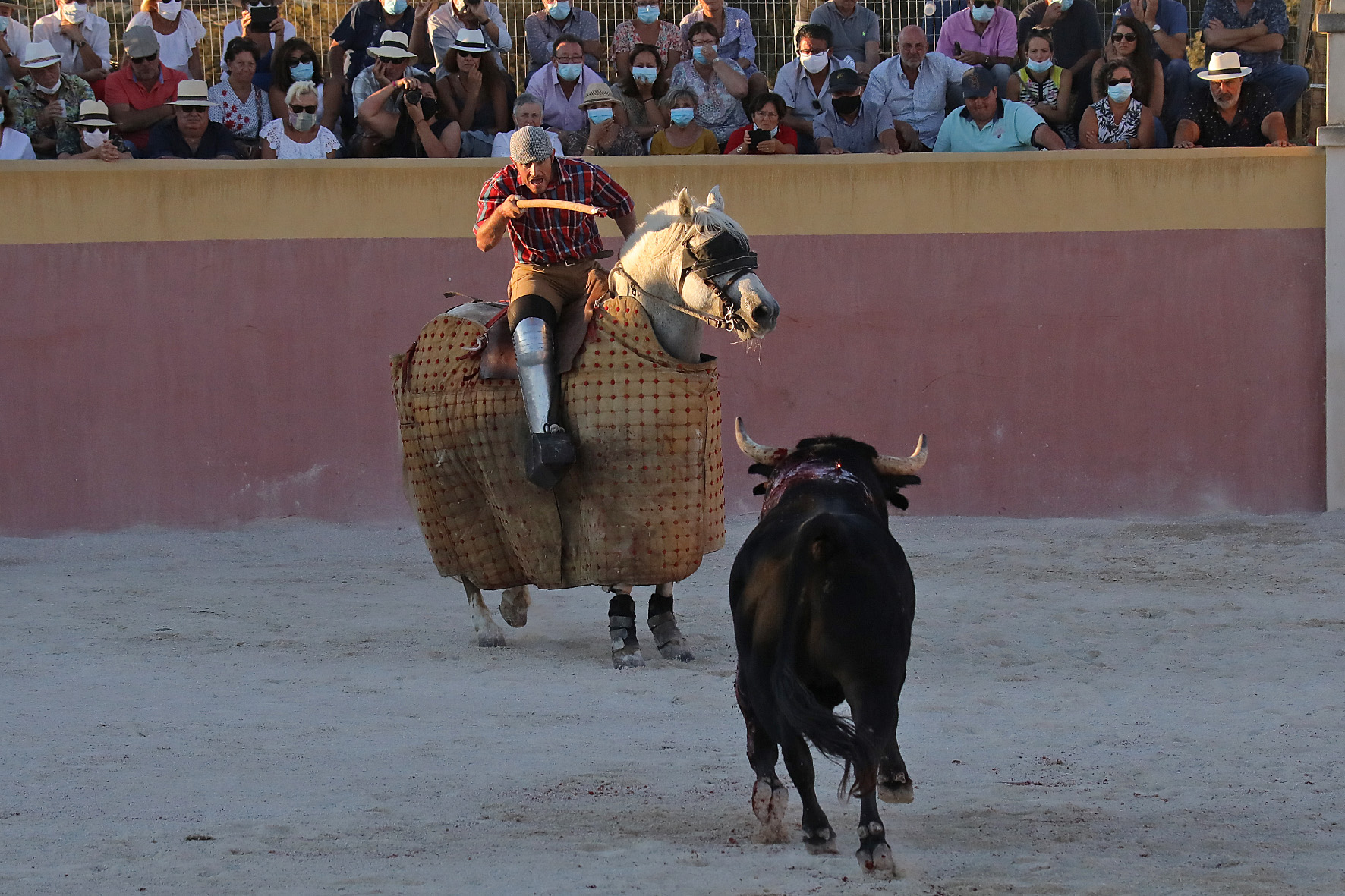 Chacón y Dufau abrochan los “Miércoles al campo” en Valverde