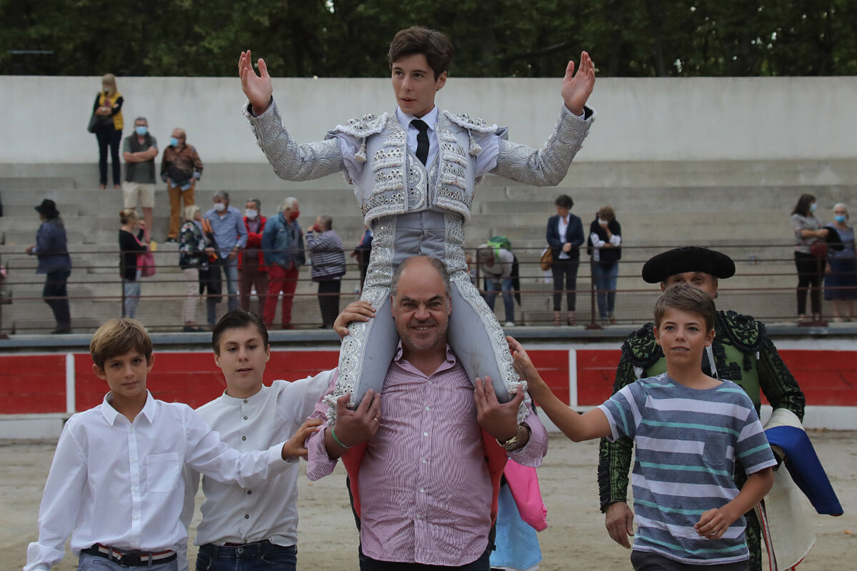 Cristian Parejo triunfa en Bellegarde