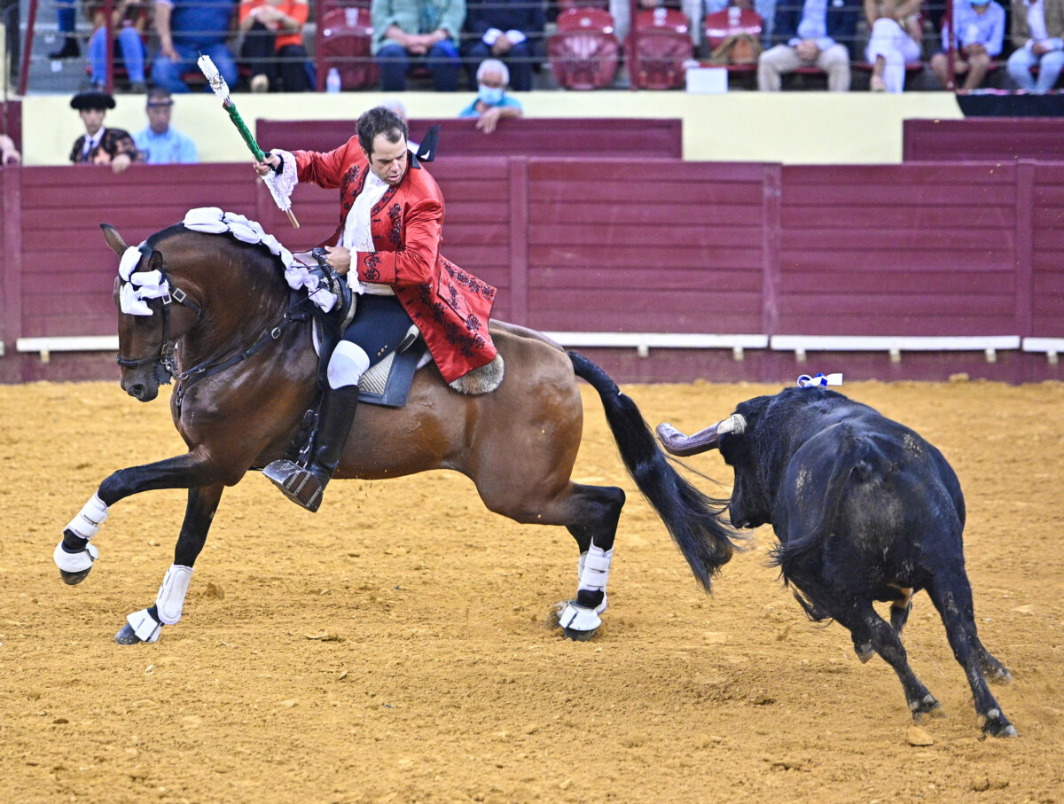 Brillante competencia en Lisboa entre Moura hijo y Telles hijo