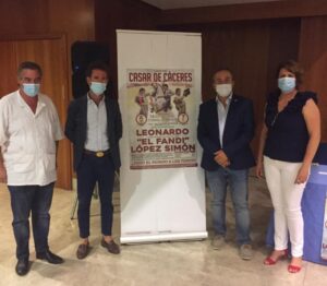 Momento de la presentación del cartel.