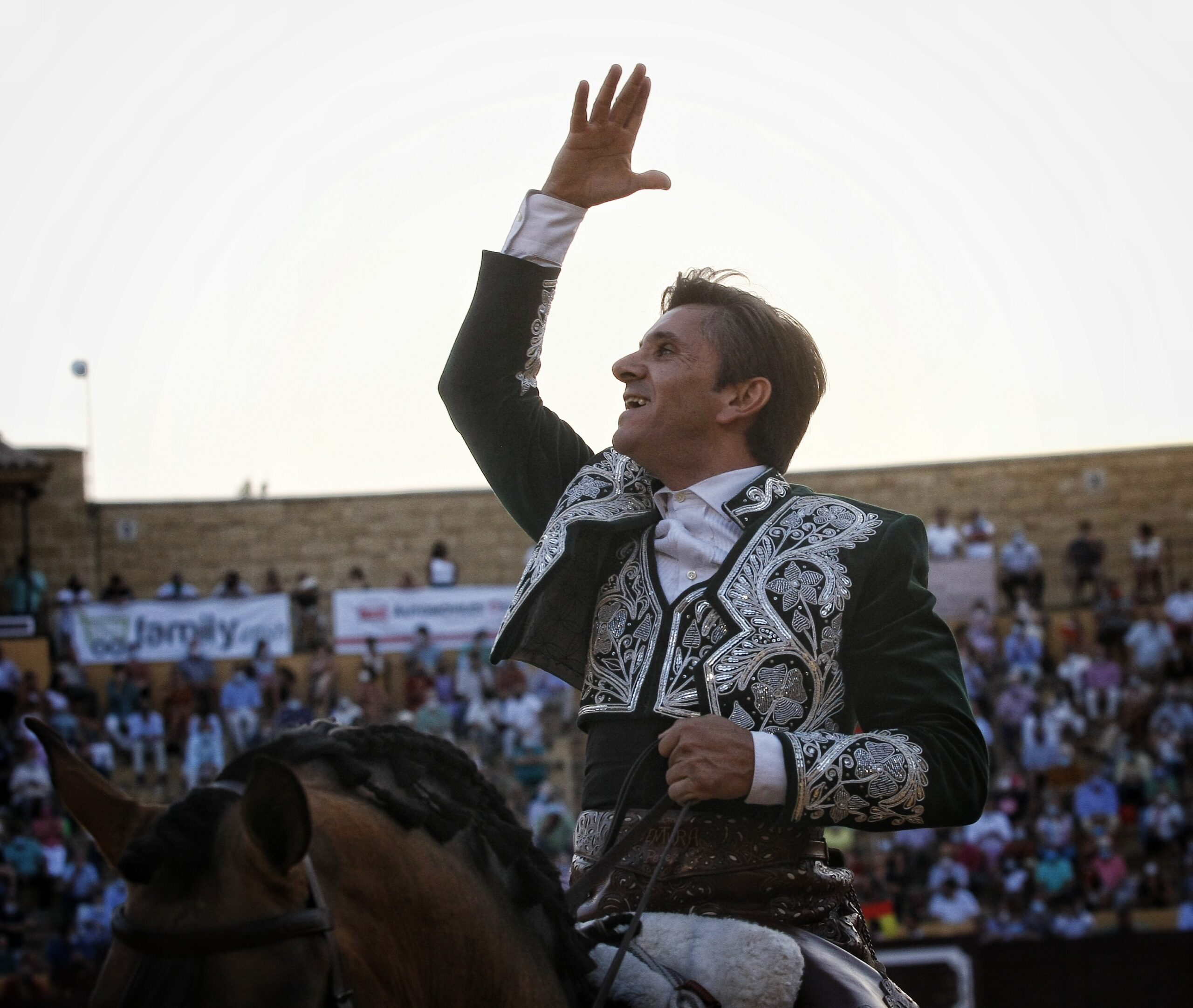Tres figuras y una promesa, cuarteto de rejoneadores en Barcarrota