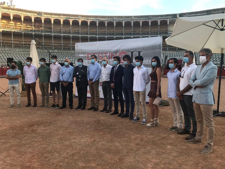 Presentación del certamen Destino La Glorieta