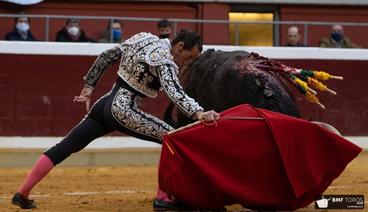 Pepe Moral sufre una contusión interna del ligamento del codo