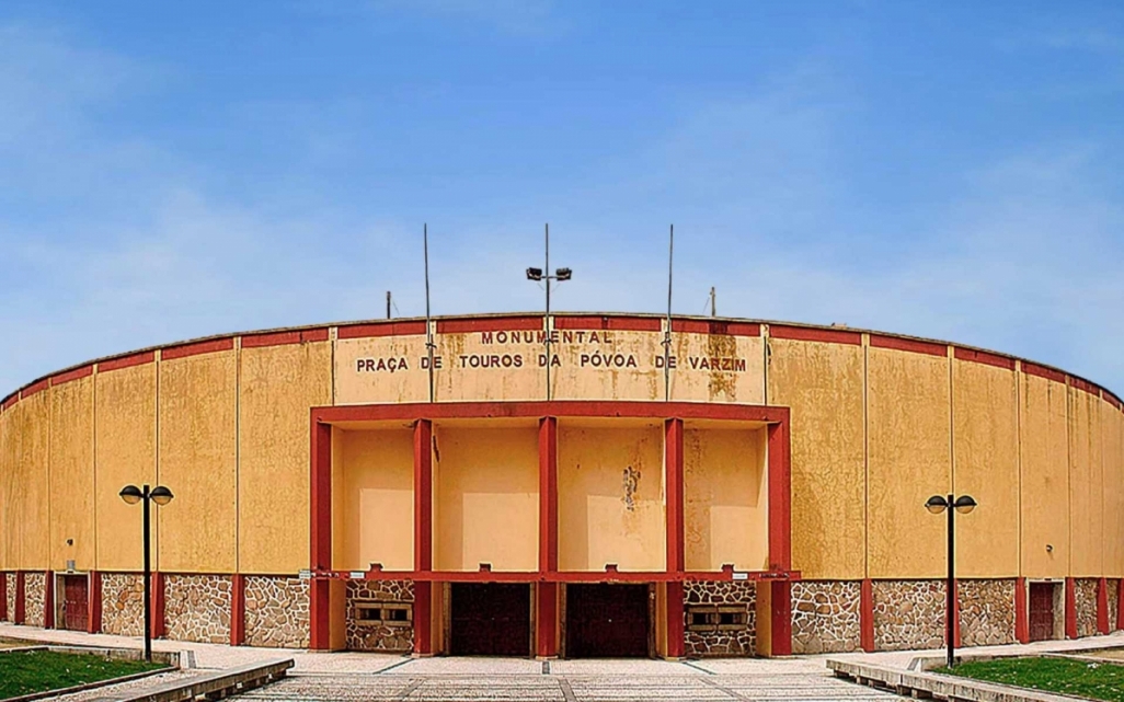 El Tribunal Administrativo y Fiscal de Oporto suspende la demolición de la plaza de Póvoa de Varzim