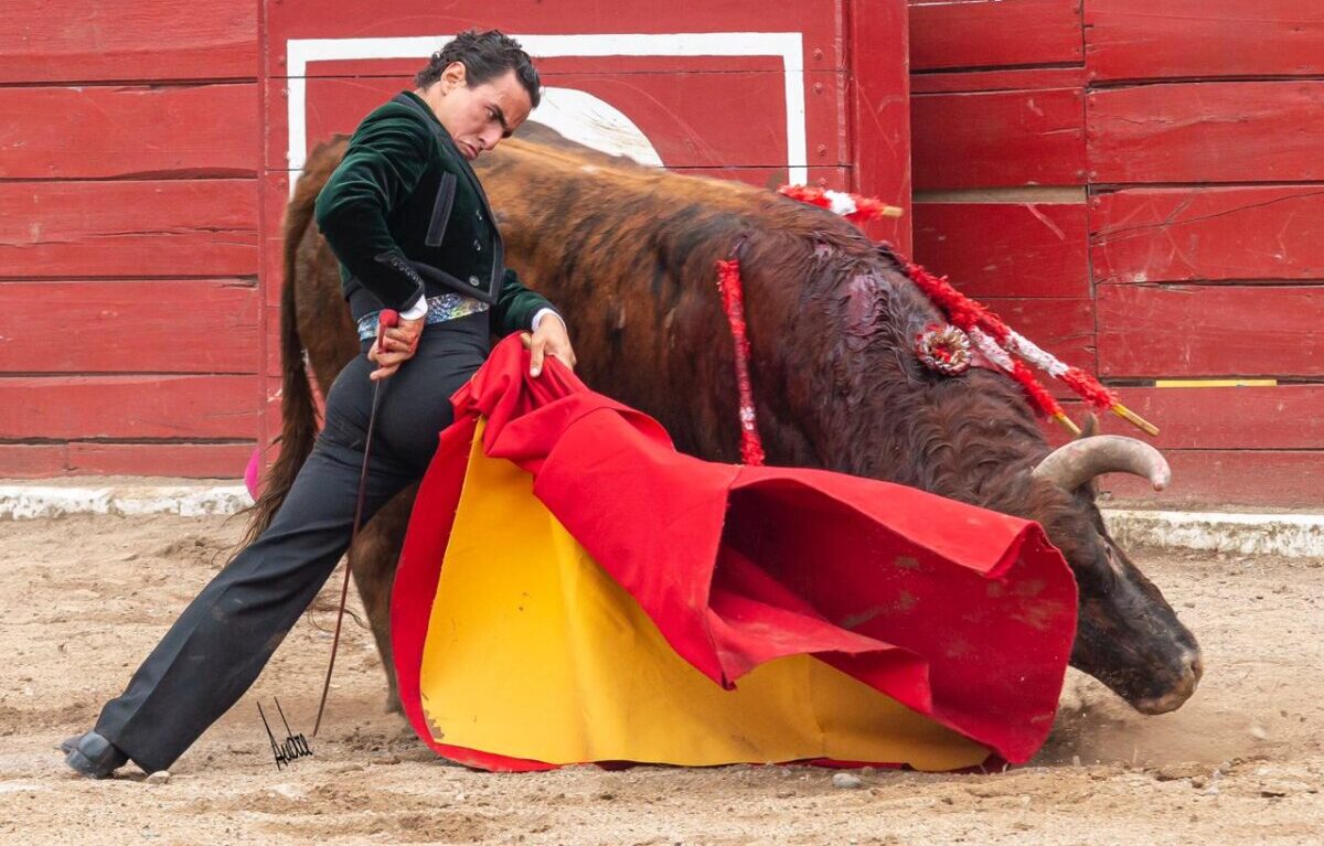 Indulto de Joaquín Galdós en un gran festival en Latacunga