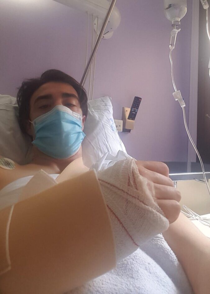 Alejandro Gardel, operado con éxito de una fractura de muñeca