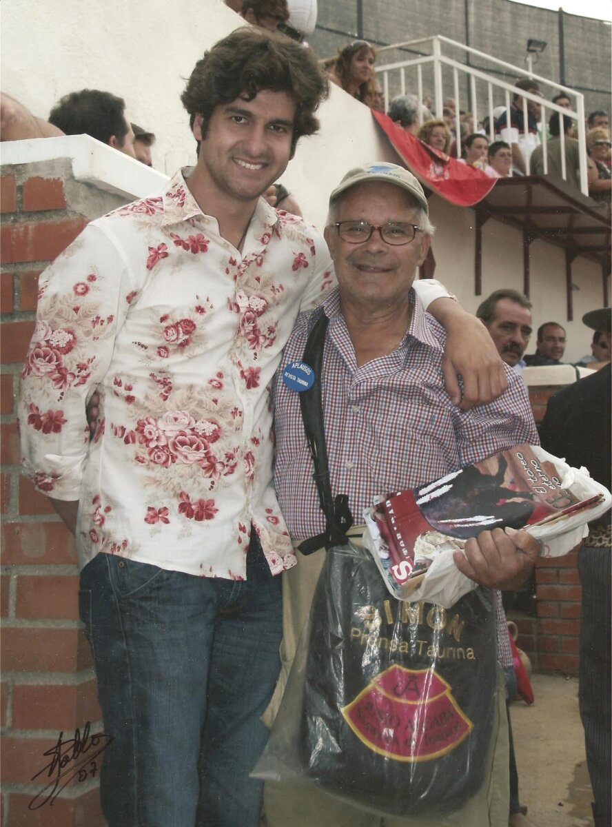 Fallece Simón, el último voceador de Aplausos