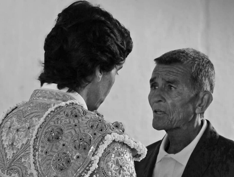 "El padre del torero es el gran olvidado, como si el hecho de no haberlo parido lo dejara al margen de la angustia"