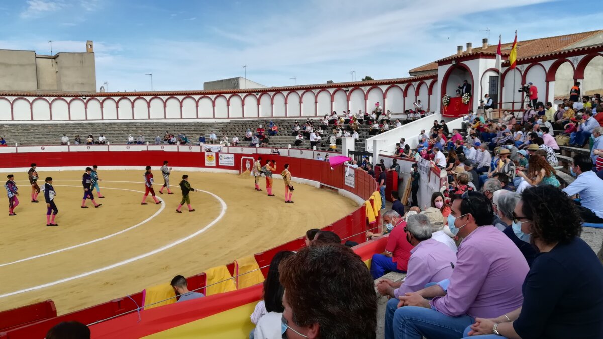 Esaú Fernández, Javier Orozco y Ruiz Muñoz, anunciados en Torralba de Calatrava