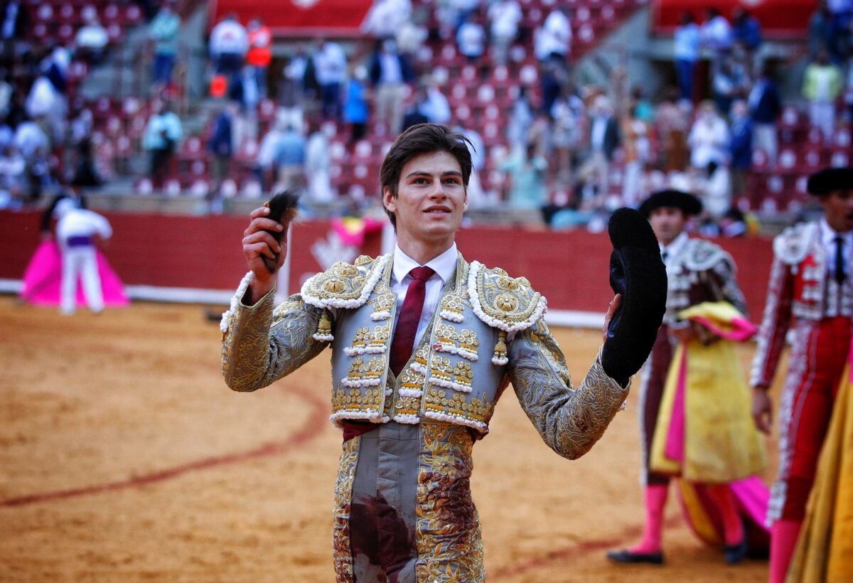 El Rafi aclara el cambio de su alternativa