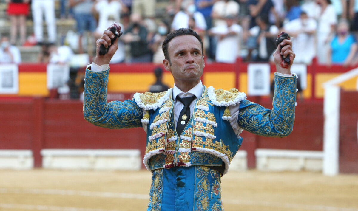 Cristina Sánchez, nueva apoderada de Antonio Ferrera