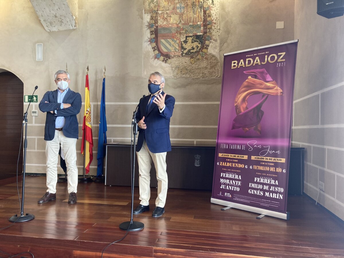 Doblete de Antonio Ferrera en la feria de Badajoz