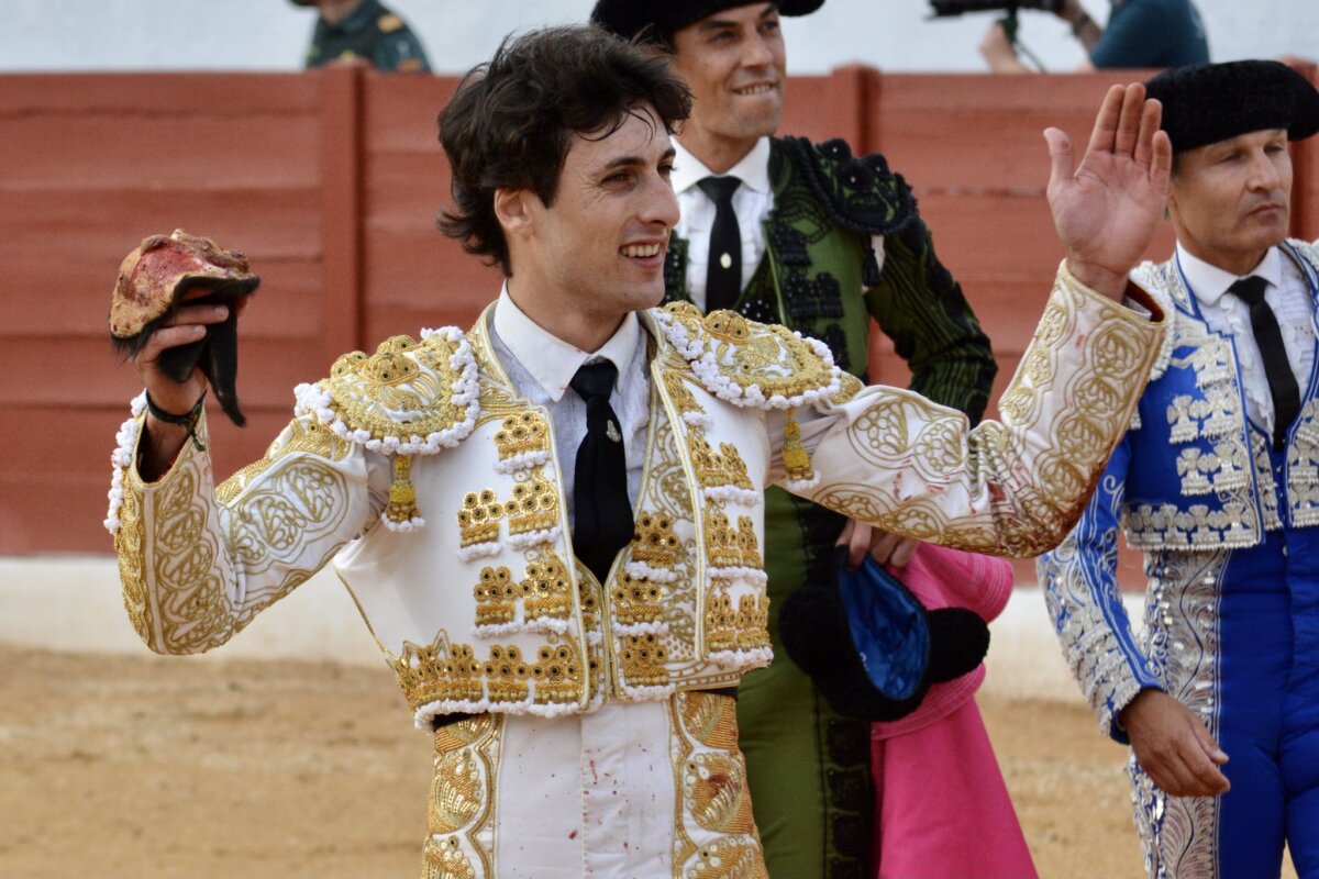 Grande y Diosleguarde, triunfos charros en Herrera de Pisuerga