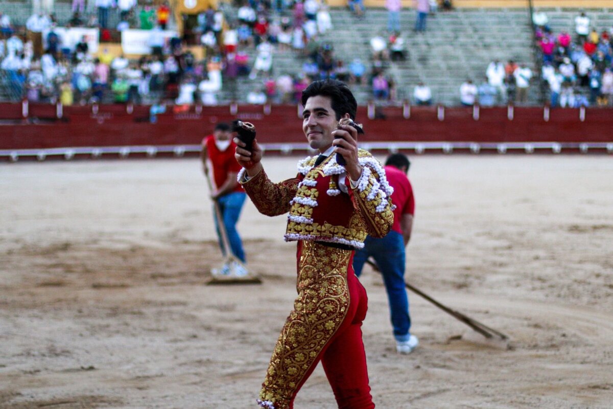 Álvaro Lorenzo brilla en el Corpus de Toledo