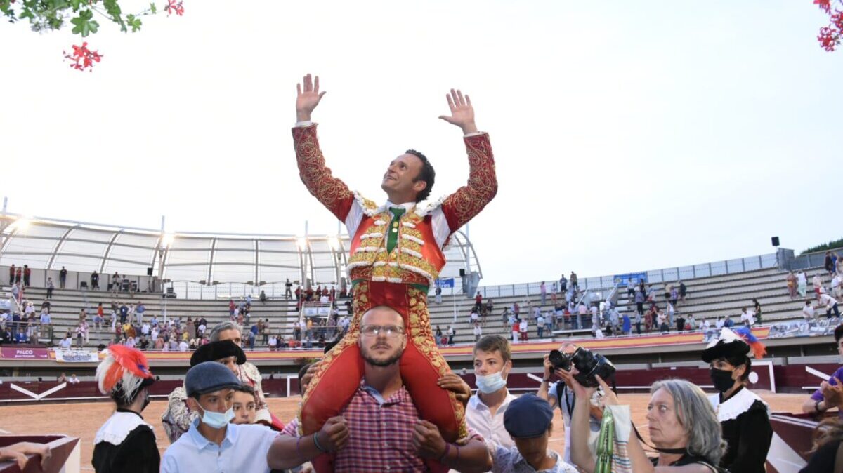 Istres se rinde a la inspiración de Antonio Ferrera