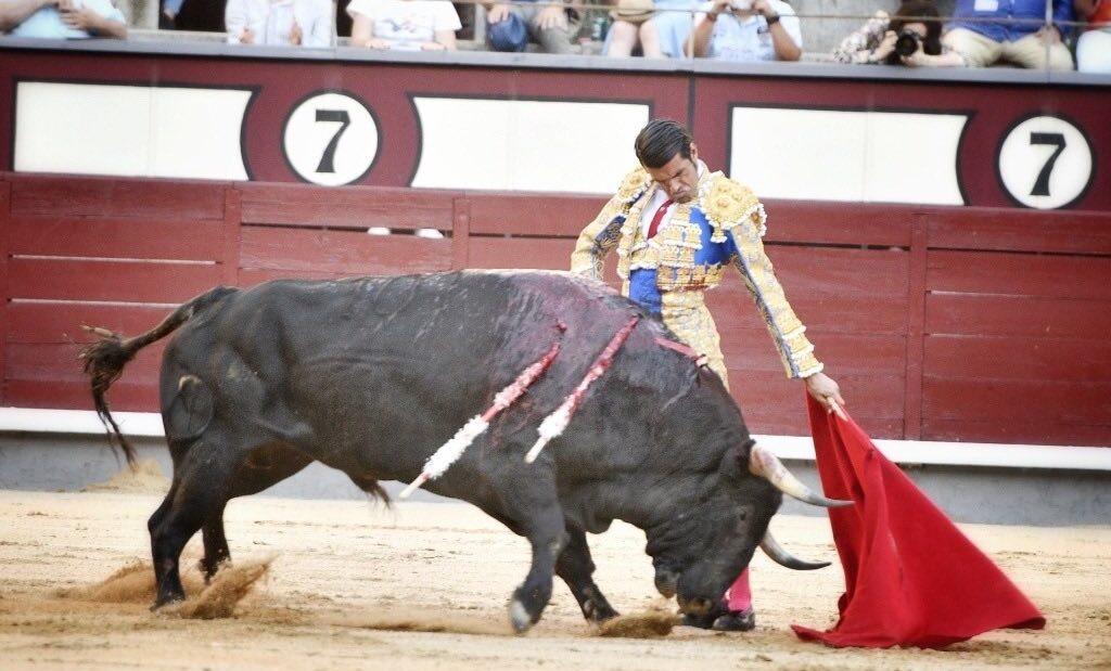 Emilio de Justo sustituye a Enrique Ponce en la Goyesca de Arles