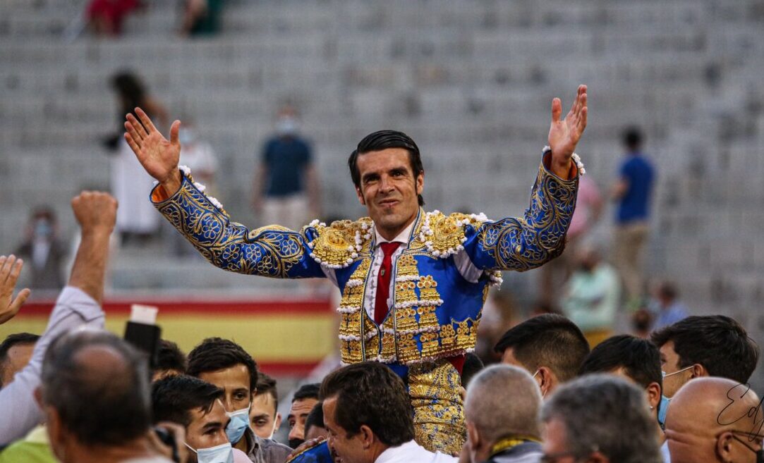 De Justo reclama el trono del toreo con una pletórica tarde en Las Ventas