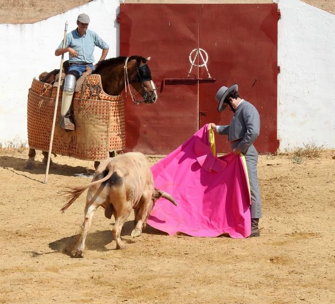 Morante prepara en Prieto de la Cal su cita para El Puerto