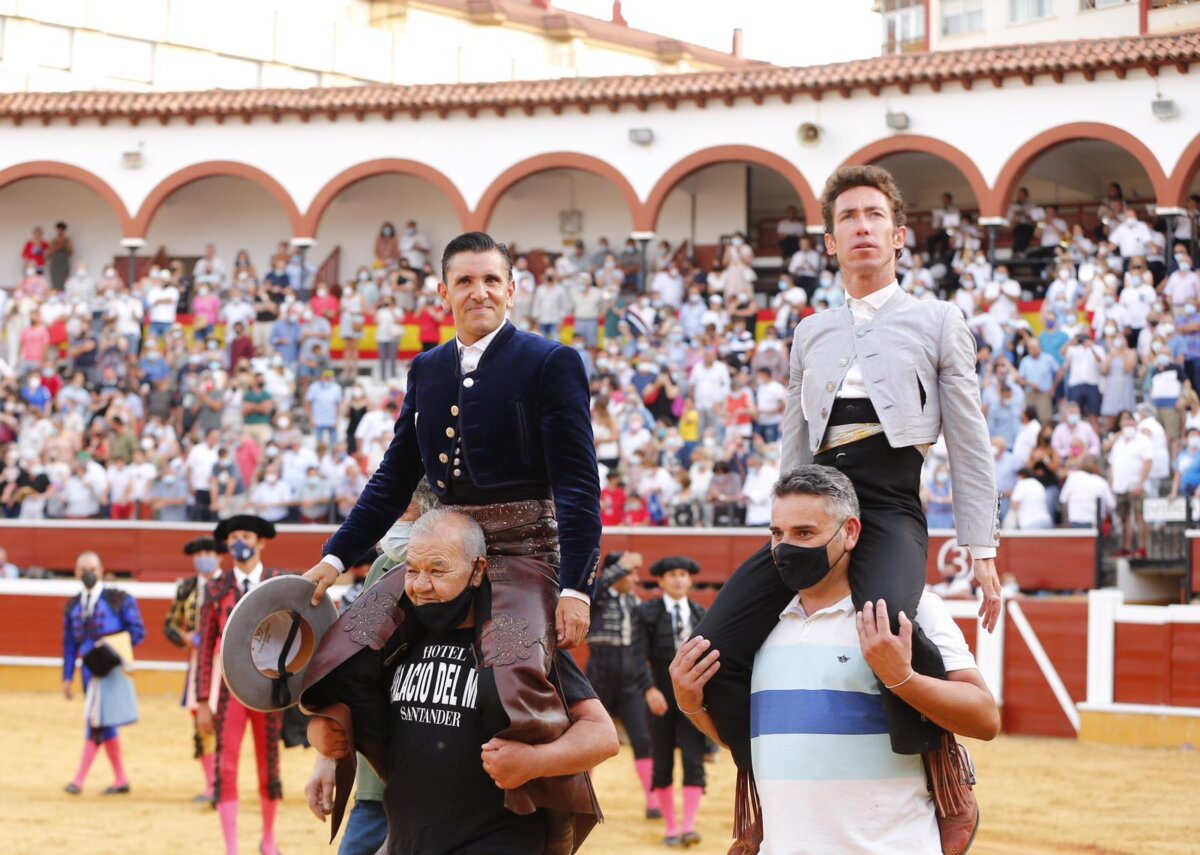 Diego Ventura y Leonardo bordan el toreo a caballo en la tarde de Soria