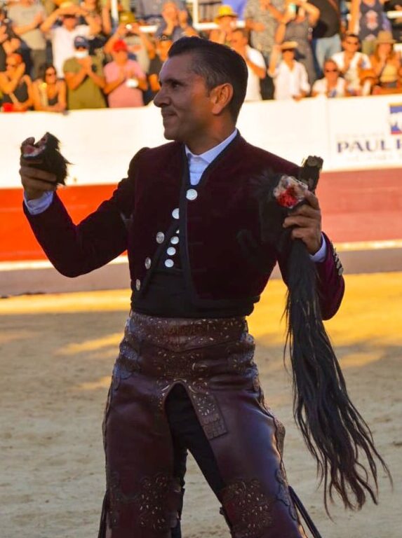 Diego Ventura corta un rabo en El Rejón de Oro de Mejanes