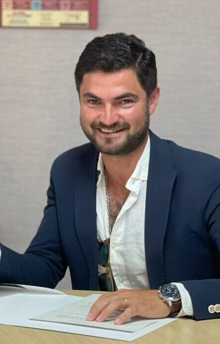 Jacobo Botero, con sustitutos para la "monstruo" de Cali